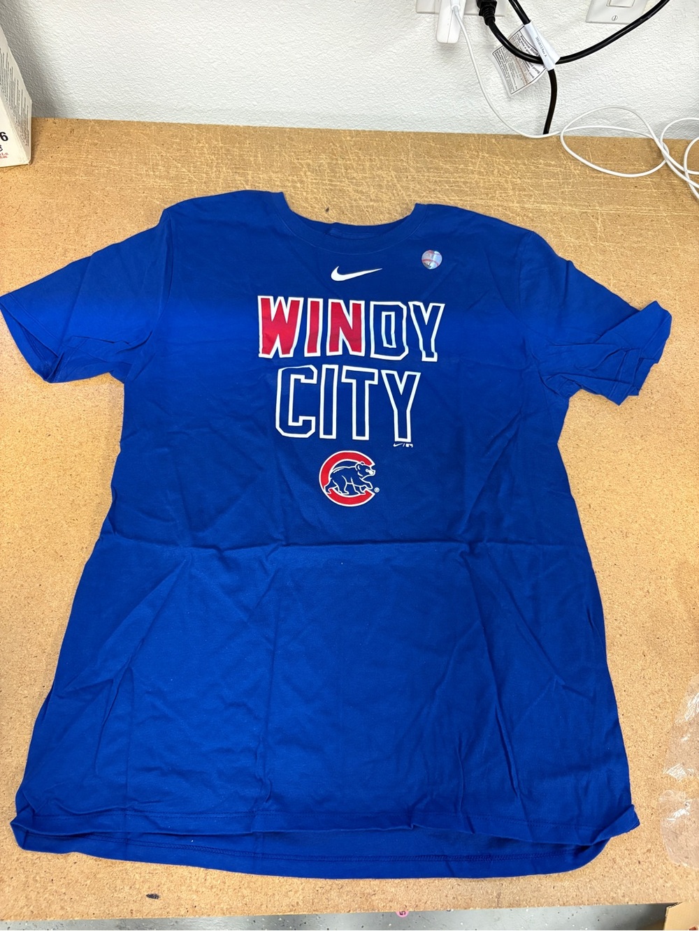 Nike Blue 'Windy City' Chicago Cubs Tee Men’s size Large NEW